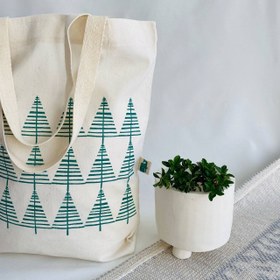 تصویر توت بگ طرح کاج 