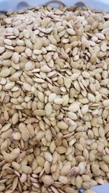 تصویر تخمه کدو دو اتشه 