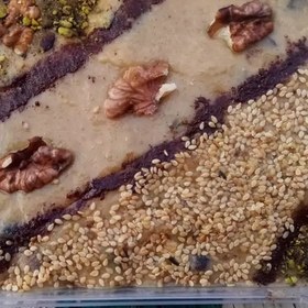 تصویر رنگینک با روغن حیوانی و مغز گردو،700گرمی 