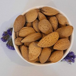 تصویر بادام درختی درجه یک ایرانی 