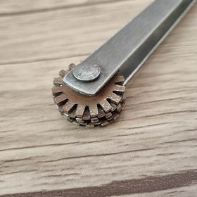 تصویر جغجغه چرخ لویس 