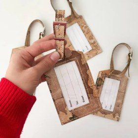 تصویر تگ چمدان نقشه جهان 