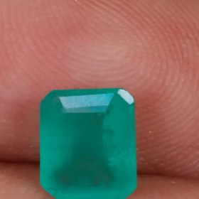 تصویر نگین زمرد کد 30141 Emerald stone