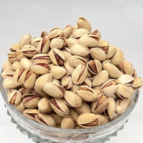 تصویر پسته احمد آقایی نمکی 