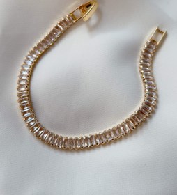 تصویر دستبندباگت - طلایی 