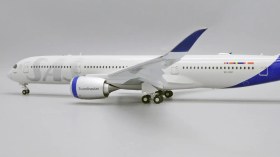 تصویر ماکت هواپیما ایرباس 350 اسکاندیناوی | JC Wings 1:200 Airbus A350-900 SAS Scandinavian Airlines Flaps Down 