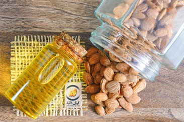 تصویر روغن بادام تلخ (یک لیتری) Bitter Almond Oil (1L)