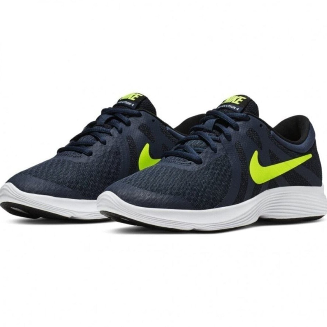 Nike revolution outlet 4 decathlon