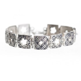 تصویر دستبند زنانه طرح کتیبه زاموس ا Zamos Women's Bracelet Zamos Women's Bracelet