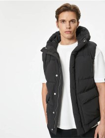 تصویر پافر مردانه مشکی کلاهدار کوتون koton puffer 