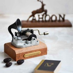 تصویر جعبه موزیکال ایل تمپو ولا مدل New Classico با گرامافون و ملودی‌های مختلف 