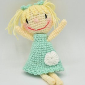 تصویر عروسک سارا 