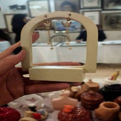 تصویر آویز گوشواره کرم