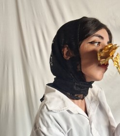 تصویر روسری سه گوش 