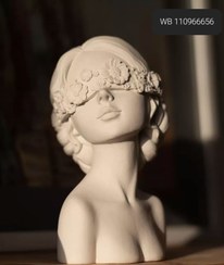 تصویر مجسمه دختر ناتالی 