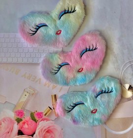 تصویر چشم بند خواب پشمی قلبی 