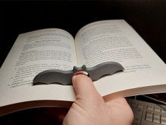 تصویر نگه دارنده صفحه کتاب مدل خفاش 