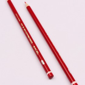 تصویر مداد قرمز Adel ترکیه 