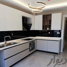 تصویر کابینت های‌گلاس (براق) ایرانی 