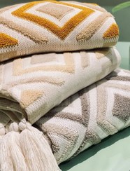 تصویر شال مبل طرح پانچ طوسی و صورتی 