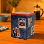 تصویر قوطی فلزی طرح پنجره‌های خاطره‌ساز – هدیه‌ای از جنس احساس 