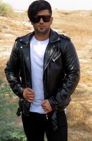 تصویر کت چرم پلیسی مشکی زیپ کج کیفیت بالا High quality black police leather jacket with crooked zipper