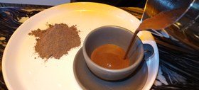 تصویر هات چاکلت دارک 1 کیلو گرمی کافه اثر کم شکر غلیظ Hot chocolate