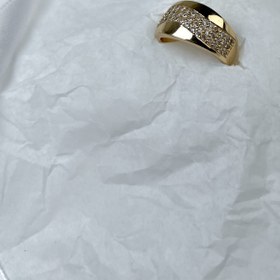 تصویر انگشتر طلایی 