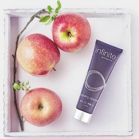 تصویر هیدراتینگ کلینزر اینفینیت (کرم پاک کننده و مرطوب کننده پوست) | infinite hydrating cleanser 