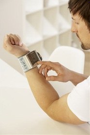 تصویر فشارسنج دیجیتالی بیورر BC20 ا Beurer BC20 Blood Pressure Monitor Beurer BC20 Blood Pressure Monitor