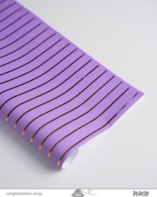 تصویر کاغذ کادو طلاکوب بنفش راه راه Purple striped gift paper 