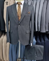 تصویر کت و شلوار ذغالی سایز ۲XL 