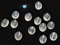 تصویر سنگ مون استون شفاف ۹ میلیمتر 