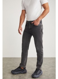 تصویر جین مشکی مردانه آنتونیا با فیت تنگ و بافت ضخیم و منعطف برند grimelange Antonia Men's Denim Tappared Fit Thick Textured Flexible Gray Jeans