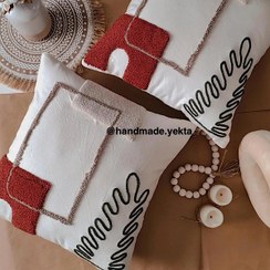 تصویر کوسن پانچ دوزی طرح مینیمال 