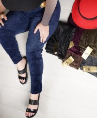 تصویر شلوار مخمل کبریتی زنانه سایز ۳۶ تا ۵۰ رنگ مشکی و سبز و قهوه ای و زرشکی 