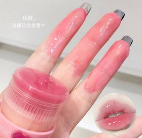 تصویر بالم آبرسان لب 