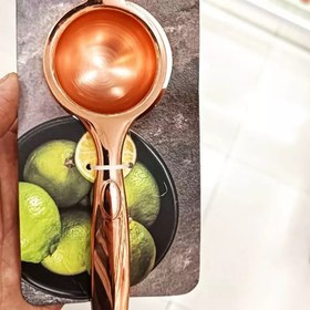 تصویر آبلیمو گیری دستی 