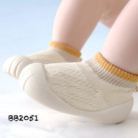 تصویر کفش جورابی بچگانه زیر سیلیکونی فانتزی مارک دار وارداتی - زرد / ۱۵.۵ سانت Baby_sock