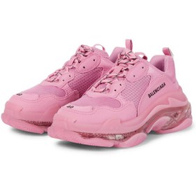 تصویر کتونی زنانه بالنسیاگا تریپل اس صورتی balenciaga triple s pink