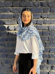 تصویر شال نخی تک ماهی قرمز 