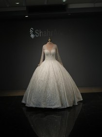 تصویر لباس عروس مدل آی سن 