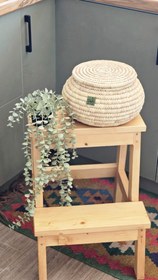 تصویر چهارپایه چوبی - ۱ 