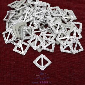 تصویر سگک لوزی نقره ای 2 سانت طرح نگین 