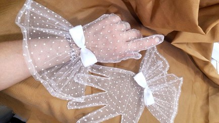 تصویر دستکش توری مجلسی خالدار پاپیونی - سفید 