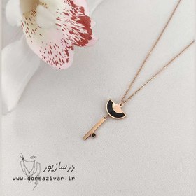 تصویر گردنبند استیل دلنواز 