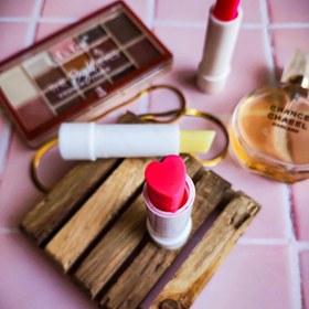 تصویر بالم لب ویتامینه قلبی - قرمز lip balm