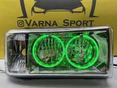 تصویر چراغ جلو اسپرت بی ام دبلیو طرح پیکان جدید سبز 