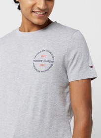 تصویر تی‌شرت یقه گرد لوگو برند Tommy Hilfiger Logo Crew Neck T-Shirt