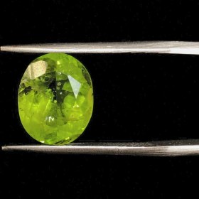 تصویر نگین زبرجد اصل درجه یک 250218 